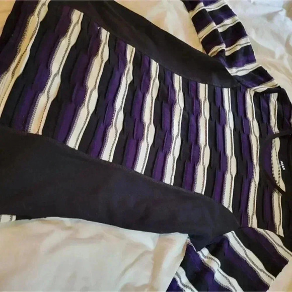 AKA Striped paneled T-Shirt size L/G - Picture 3 of 4